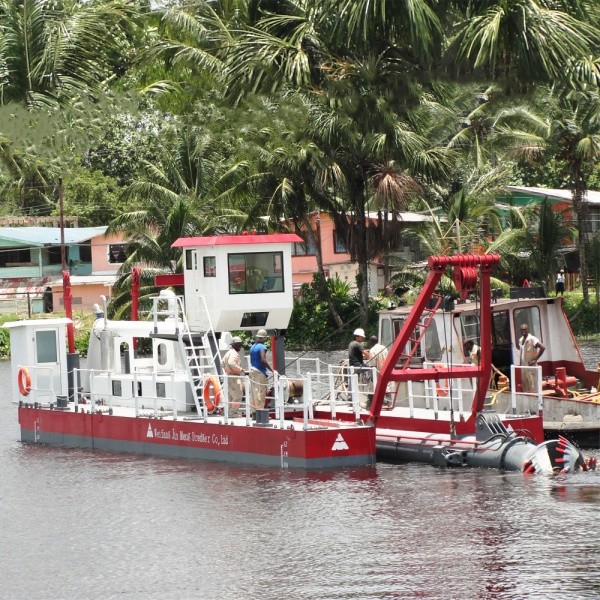Professional Small River Sand Dredging Machine Detachable Structure Easy Maintenance