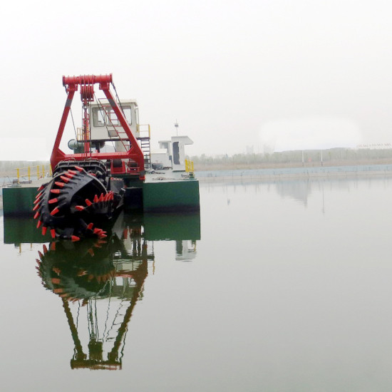 Customizable Mitsubishi River Cleaning Dredger For Heavy Duty Work Diesel Powered