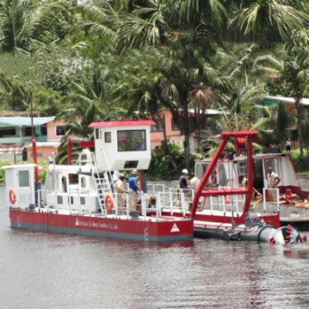 1500m3 Small Dredger Equipment 560kw Small River Dredging Machine